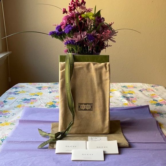 🐱 📒 GUCCI LARGE CAT NOTEBOOK 📒🐱 - Picture 15 of 16